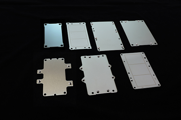 平底型封装散热基板